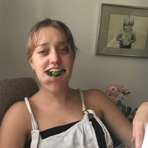 Meet your Posher, Kira